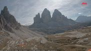 Archiviertes Webcam Bild: Dreizinnenhütte Südtirol: Blick auf die 3 Zinnen am 02.10.2026 um 14:39 Uhr
