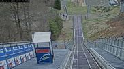 Archiviertes Webcam Bild: Willingen Skisprungschanze: Blick vom Adlerhorst am 12.04.2026 um 10:51 Uhr
