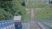 Archiviertes Webcam Bild: Willingen Skisprungschanze: Blick vom Adlerhorst am 12.07.2026 um 12:19 Uhr