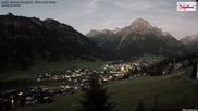 Archiviertes Webcam Bild: Oberlech am Arlberg: Pension Bergland am 26.06.2026 um 04:31 Uhr