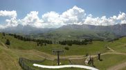 Archiviertes Webcam Bild: Seiser Alm: Blick von der Puflatsch Bergstation am 19.06.2026 um 12:49 Uhr