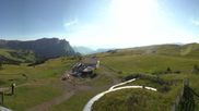 Archiviertes Webcam Bild: Seiser Alm: Blick von der Puflatsch Bergstation am 12.07.2026 um 18:05 Uhr