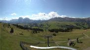 Archived webcam image showing Panorama of the Alpe di Siusi from the Puflatsch mountain station on 8 Aug 2026 at 10:37