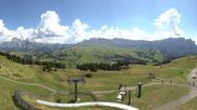 Archived webcam image showing Panorama of the Alpe di Siusi from the Puflatsch mountain station on 8 Aug 2026 at 14:37