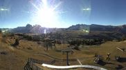 Archived webcam image showing Panorama of the Alpe di Siusi from the Puflatsch mountain station on 30 Oct 2026 at 08:03