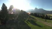 Archiviertes Webcam Bild: Seiser Alm: Panoramablick Mezdi Bergstation am 28.05.2026 um 07:46 Uhr