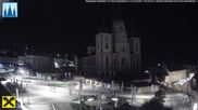 Archiviertes Webcam Bild: Mariazell: Hauptplatz und Basilika am 11.10.2026 um 02:00 Uhr