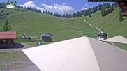 Archiviertes Webcam Bild: Spitzingsee: Untere Firstalm am Nordhanglift am 28.05.2026 um 10:52 Uhr