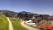 Archiviertes Webcam Bild: Ofterschwang: Familienhotel Allgäuer Berghof am 12.07.2026 um 12:42 Uhr