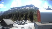 Archiviertes Webcam Bild: Glacier 3000: Talstation Col du Pillon am 28.05.2026 um 12:00 Uhr