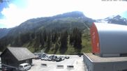 Archived webcam image showing Glacier 3000: Col du Pillon Base station on 26 Jun 2026 at 12:23
