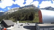 Archived webcam image showing Glacier 3000: Col du Pillon Base station on 4 Jul 2026 at 16:43