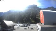 Archiviertes Webcam Bild: Glacier 3000: Talstation Col du Pillon am 26.08.2026 um 10:13 Uhr