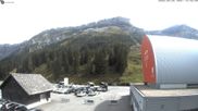 Archiviertes Webcam Bild: Glacier 3000: Talstation Col du Pillon am 26.08.2026 um 14:13 Uhr