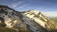 Archived webcam image showing Glacier 3000: Top Station Cabane on 17 Jun 2026 at 08:14