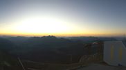 Archived webcam image showing Glacier 3000: Top Station Cabane on 12 Jul 2026 at 22:50