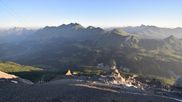 Archived webcam image showing Glacier 3000: Black Wall Slope on 9 Jul 2026 at 06:07