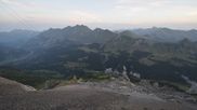 Archived webcam image showing Glacier 3000: Black Wall Slope on 4 Aug 2026 at 06:13