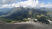 Archived webcam image showing Glacier 3000: Black Wall Slope on 6 Aug 2026 at 16:07