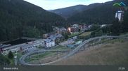 Archiviertes Webcam Bild: Pec pod Snezkou: Rodelbahn und Relaxpark am 12.07.2026 um 21:56 Uhr