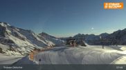 Archiviertes Webcam Bild: Stubaier Gletscher: Murmele Bergstation am 26 Feb 2026 um 08:57 Uhr