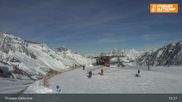 Archiviertes Webcam Bild: Stubaier Gletscher: Murmele Bergstation am 26 Feb 2026 um 15:57 Uhr