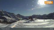 Archived webcam image showing Stubai Glacier: Top Station Murmele on 22 May 2026 at 08:07