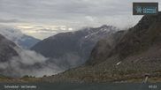 Archived webcam image showing Schnalstal Glacier: Lazaun Top Station on 6 Jun 2026 at 07:31