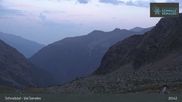Archived webcam image showing Schnalstal Glacier: Lazaun Top Station on 5 Aug 2026 at 03:13
