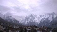 Archiviertes Webcam Bild: Grächen: Ausblick vom Chalet Soldanella am 12.04.2026 um 08:45 Uhr
