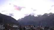 Archiviertes Webcam Bild: Grächen: Ausblick vom Chalet Soldanella am 30.08.2026 um 06:33 Uhr