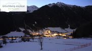 Archiviertes Webcam Bild: Gitschberg Jochtal: Blick auf die Mittelstation Schilling am 26 Feb 2026 um 18:09 Uhr