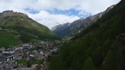 Archived webcam image showing Sölden: Village on 7 May 2026 at 12:45