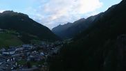 Archiviertes Webcam Bild: Sölden: Blick auf den Ort am 26.08.2026 um 07:58 Uhr