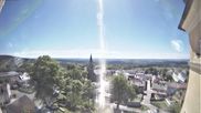 Archiviertes Webcam Bild: Schöneck: Blick vom Rathaus Richtung Kirche am 28.05.2026 um 14:35 Uhr