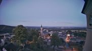 Archiviertes Webcam Bild: Schöneck: Blick vom Rathaus Richtung Kirche am 12.07.2026 um 04:58 Uhr