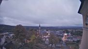 Archiviertes Webcam Bild: Schöneck: Blick vom Rathaus Richtung Kirche am 11.10.2026 um 07:39 Uhr