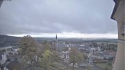 Archiviertes Webcam Bild: Schöneck: Blick vom Rathaus Richtung Kirche am 11.10.2026 um 08:39 Uhr