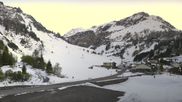Archived webcam image showing Stuben am Arlberg - Town View on 17 May 2026 at 06:06