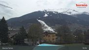 Archiviertes Webcam Bild: Bormio: Blick von der Therme aufs Skigebiet am 12.04.2026 um 19:02 Uhr