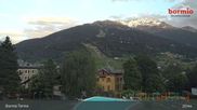 Archiviertes Webcam Bild: Bormio: Blick von der Therme aufs Skigebiet am 31.05.2026 um 03:22 Uhr