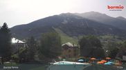 Archiviertes Webcam Bild: Bormio: Blick von der Therme aufs Skigebiet am 27.08.2026 um 11:47 Uhr