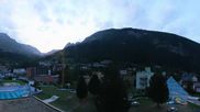 Archived webcam image showing Leukerbad - Webcam Thermal Bath on 10 Aug 2026 at 06:43
