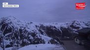 Archiviertes Webcam Bild: Wildkogel-Arena: Bergrestaurant 2100m am 12.04.2026 um 06:58 Uhr