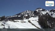 Archived webcam image showing Zauchensee Restaurant Gamskogelhütte on 2 May 2026 at 13:54