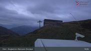 Archived webcam image showing Obersaxen Mundaun: Untermatt Top Station on 19 Sep 2026 at 01:13