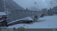 Archived webcam image showing Galzigbahn Base Station (St. Anton) on 27 Mar 2026 at 05:15