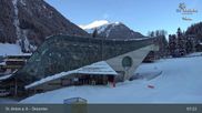 Archived webcam image showing Galzigbahn Base Station (St. Anton) on 28 Mar 2026 at 07:55