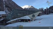 Archived webcam image showing Galzigbahn Base Station (St. Anton) on 28 Mar 2026 at 08:55