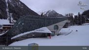 Archived webcam image showing Galzigbahn Base Station (St. Anton) on 1 Apr 2026 at 03:36